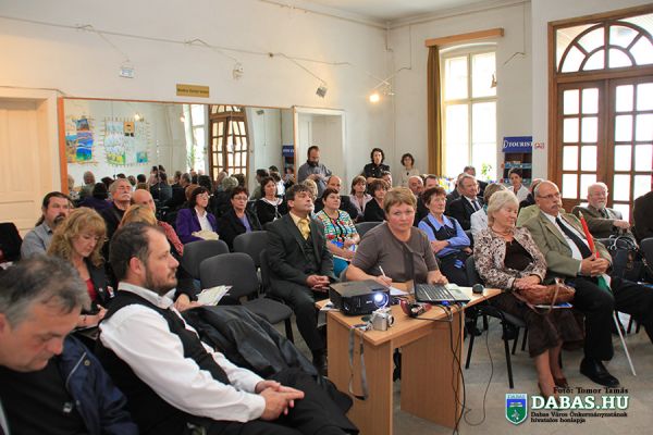 barot-napok-2304966506-7c8f-ec1d-ab00-fd5ca6c19bf169E9D4B5-D58C-D8B3-8E76-9D09DBBC8735.jpg