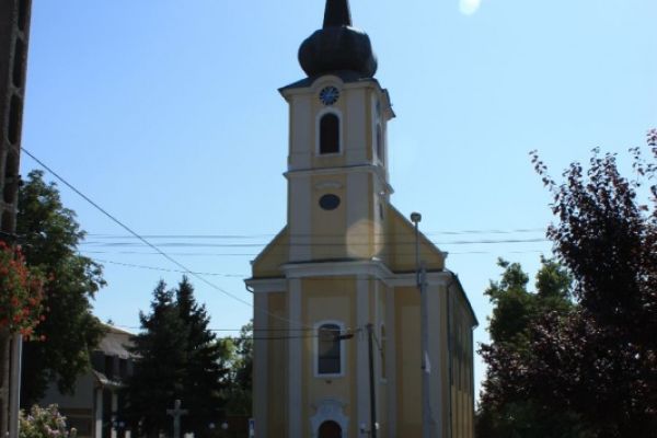 Dabas-Sári Mária Mennybevétele templom
